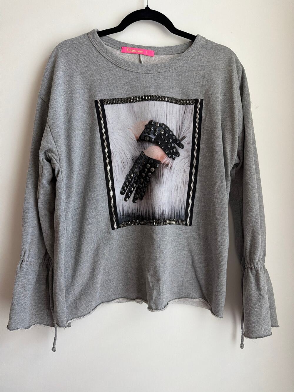 Dqmane Gray Graphic Sweatshirt Women's Large Rhinestone Graphic Bell Sleeve Top